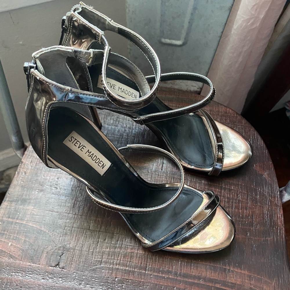 Steve Madden Metallic Heels
